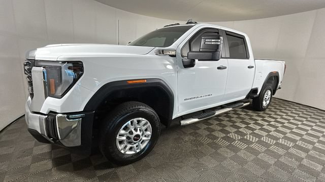 Used 2024 GMC Sierra 2500 Pro AWD/4WD image 6