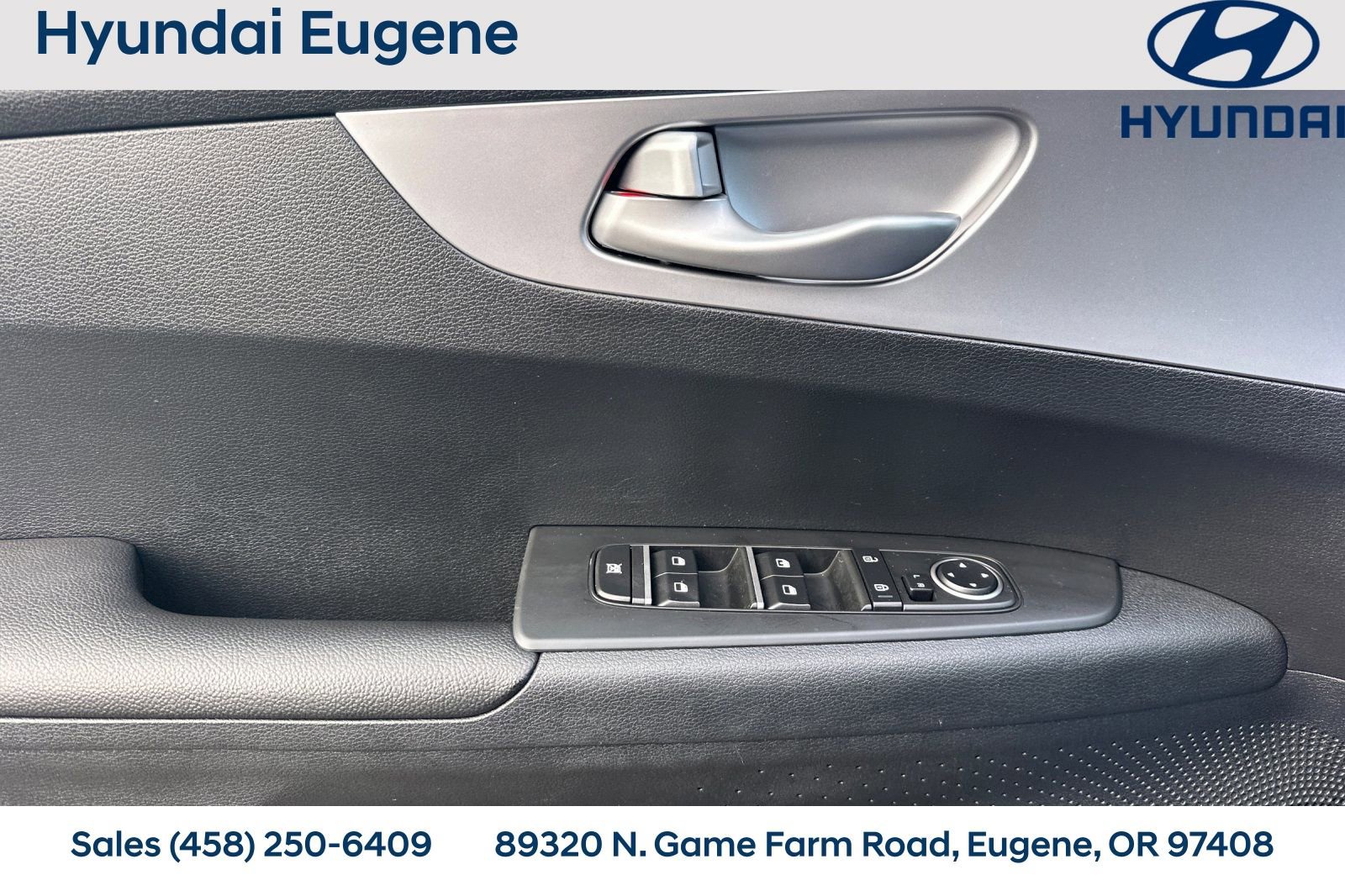 Used 2023 Kia Forte LXS image 12