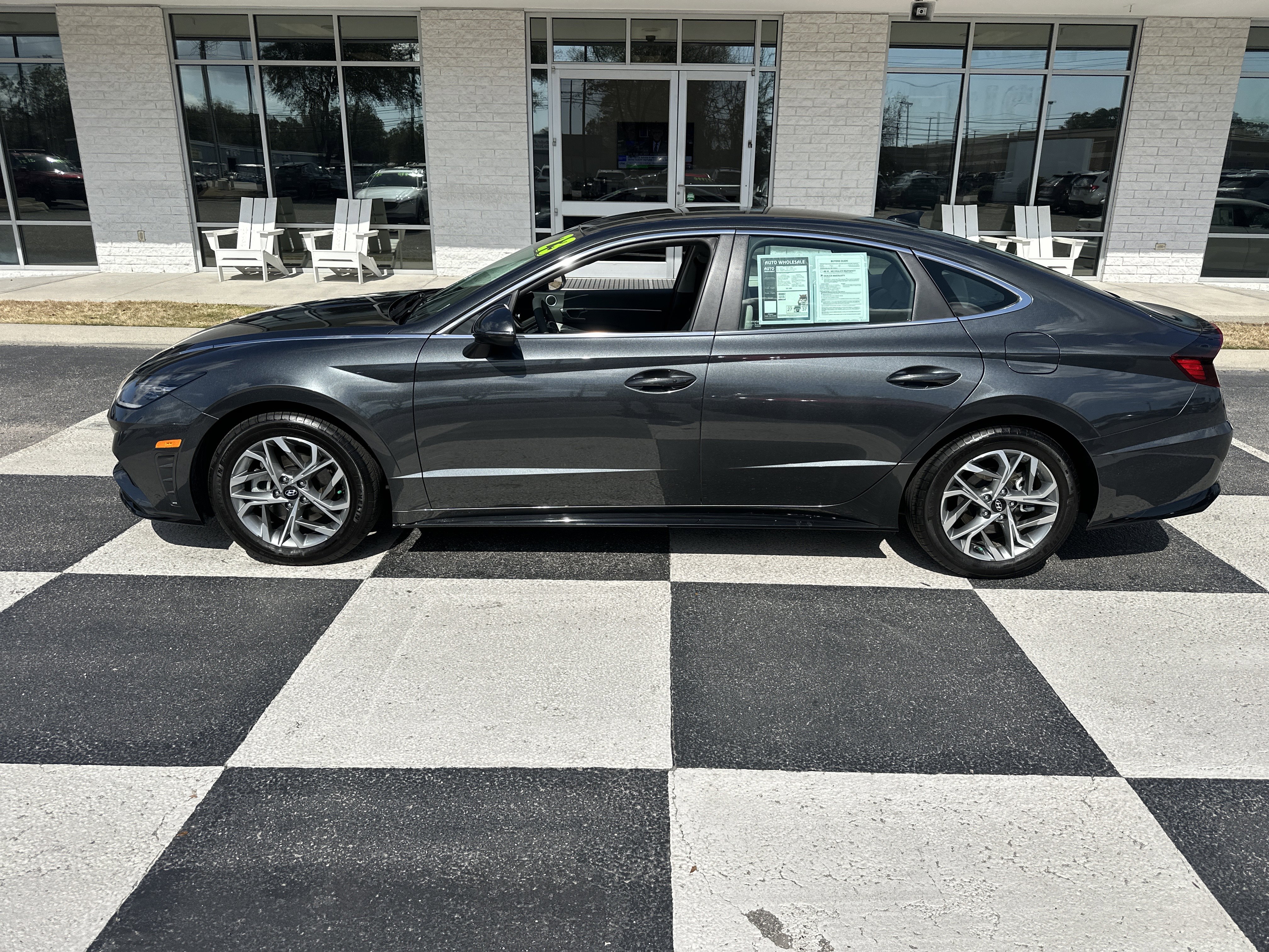 Used 2023 Hyundai Sonata SEL image 1