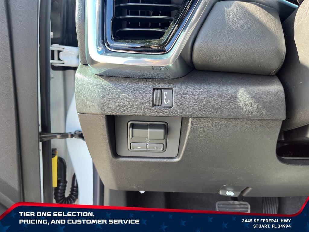 New 2026 GMC Canyon Elevation RWD image 24