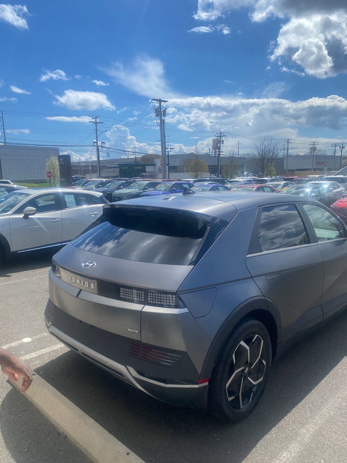 Used 2023 Hyundai Ioniq 5 SEL w/ Cargo Package AWD/4WD image 3