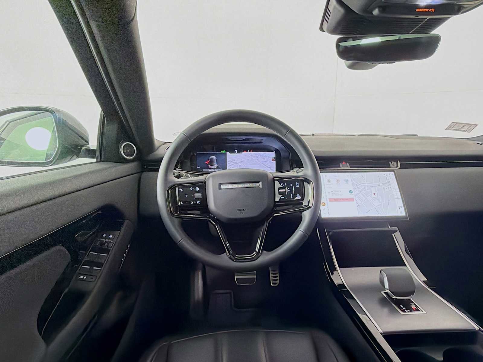 Certified 2024 Land Rover Range Rover Evoque Dynamic SE image 12