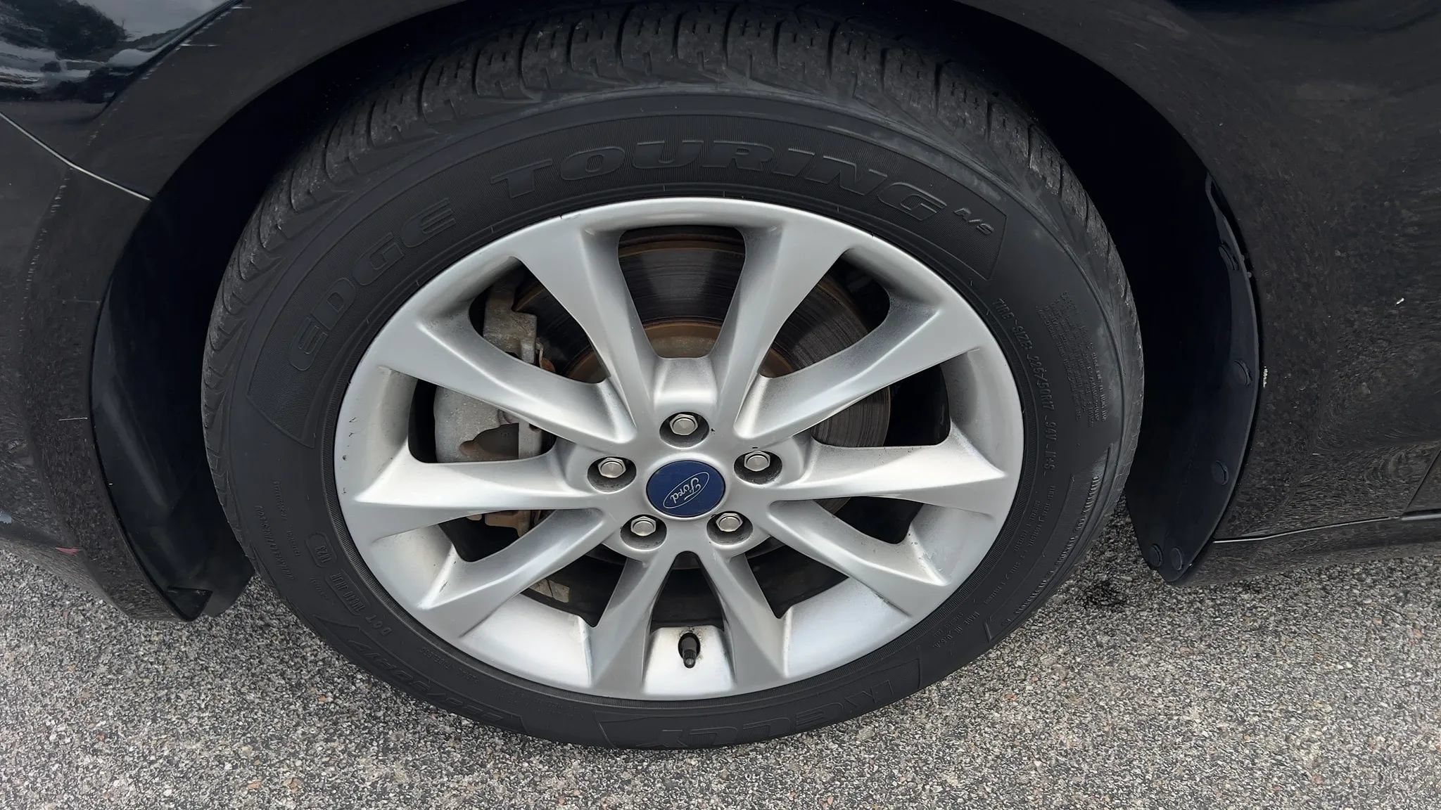 Used 2017 Ford Fusion Energi SE FWD image 4