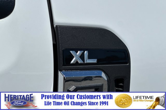 Used 2025 Ford F250 XL w/ XL Chrome Package image 23