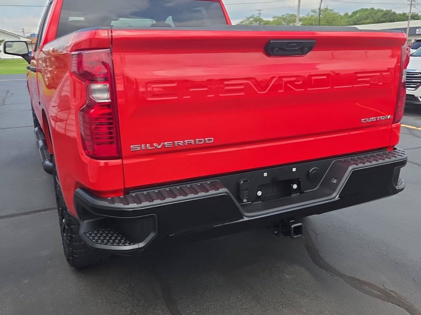 Used 2023 Chevrolet Silverado 1500 Custom Trail Boss AWD/4WD image 6