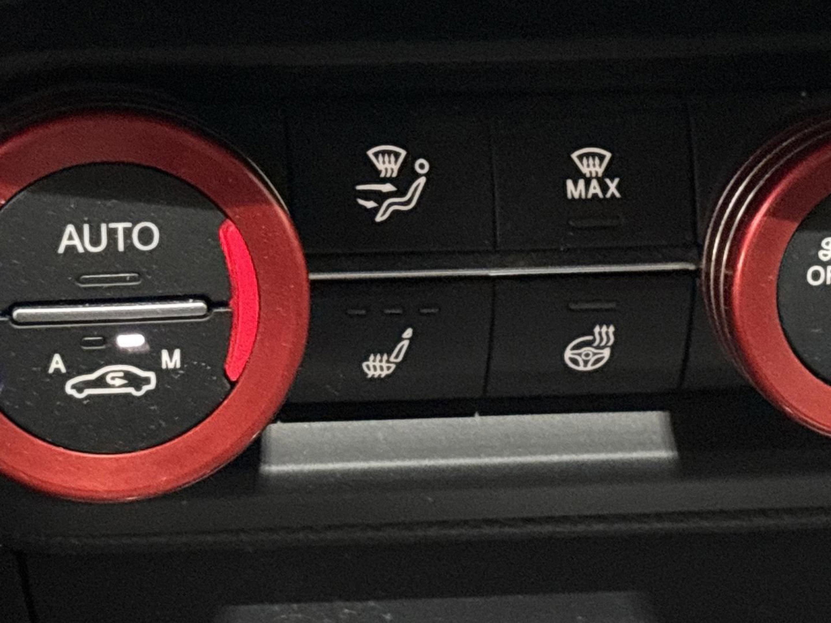 Used 2020 Alfa Romeo Stelvio Sport w/ Quick Order Package 22J Sport image 18