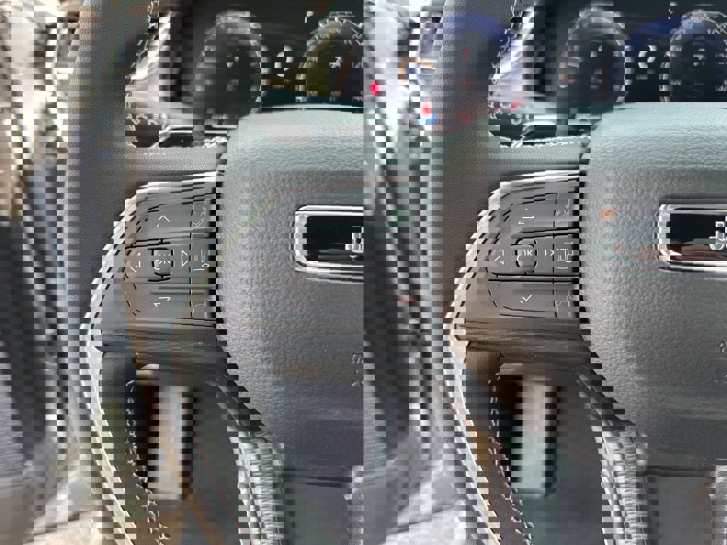New 2025 Jeep Grand Cherokee L Laredo w/ Trailer Tow Package image 29