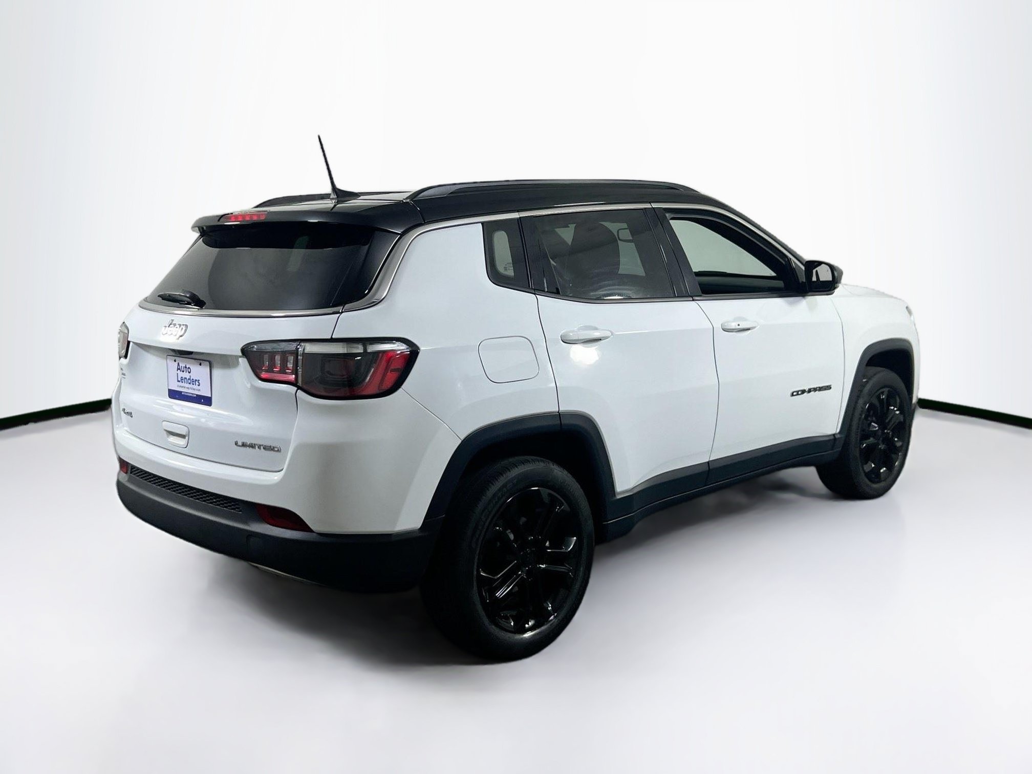 Used 2023 Jeep Compass Limited AWD/4WD image 5