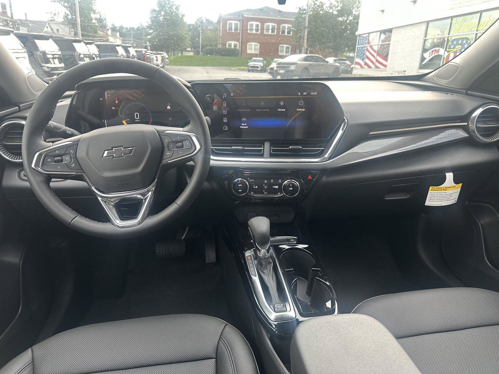 New 2026 Chevrolet Trax ACTIV w/ Sunroof Package FWD image 17