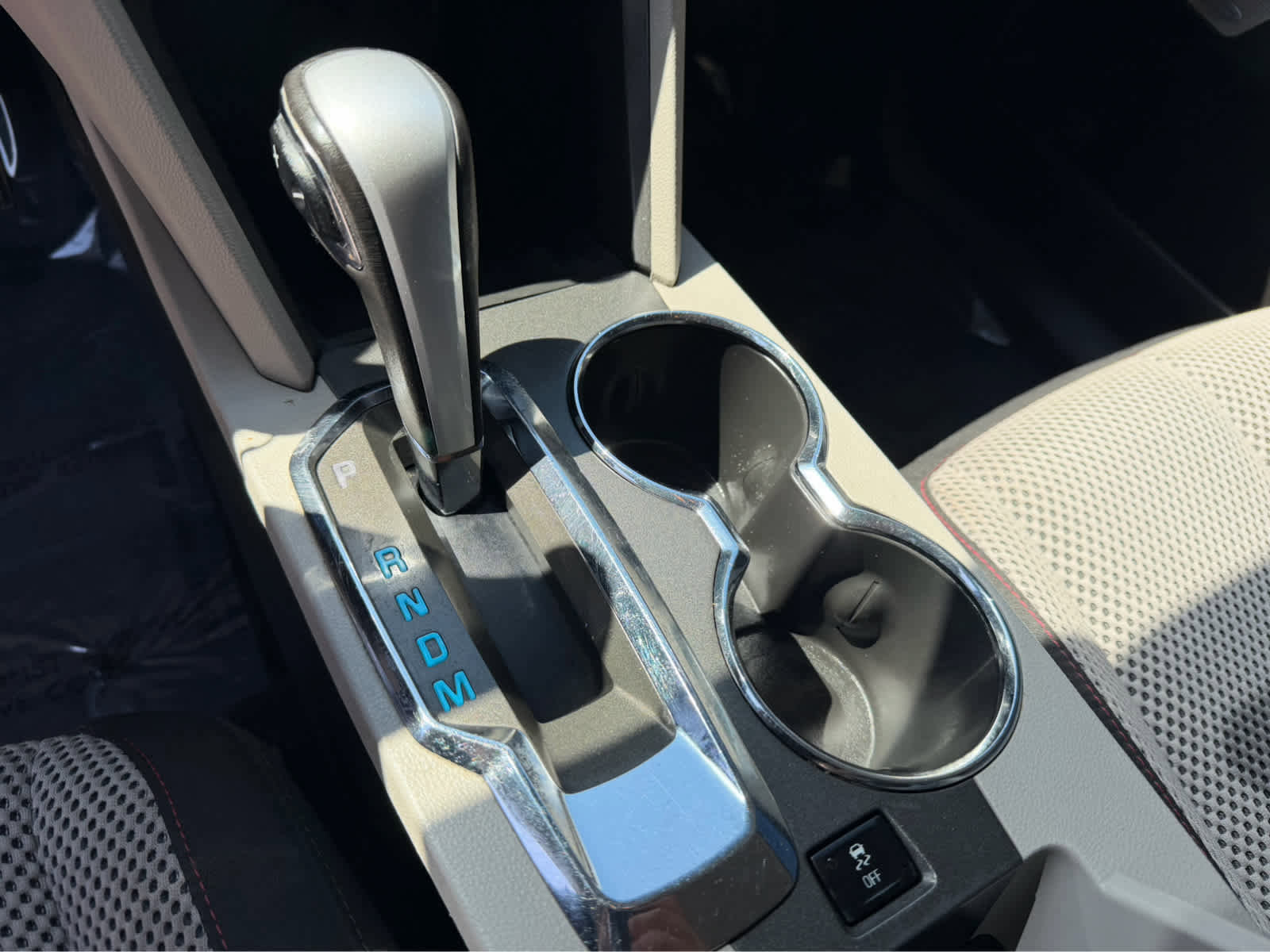 Used 2010 Chevrolet Equinox LT image 15