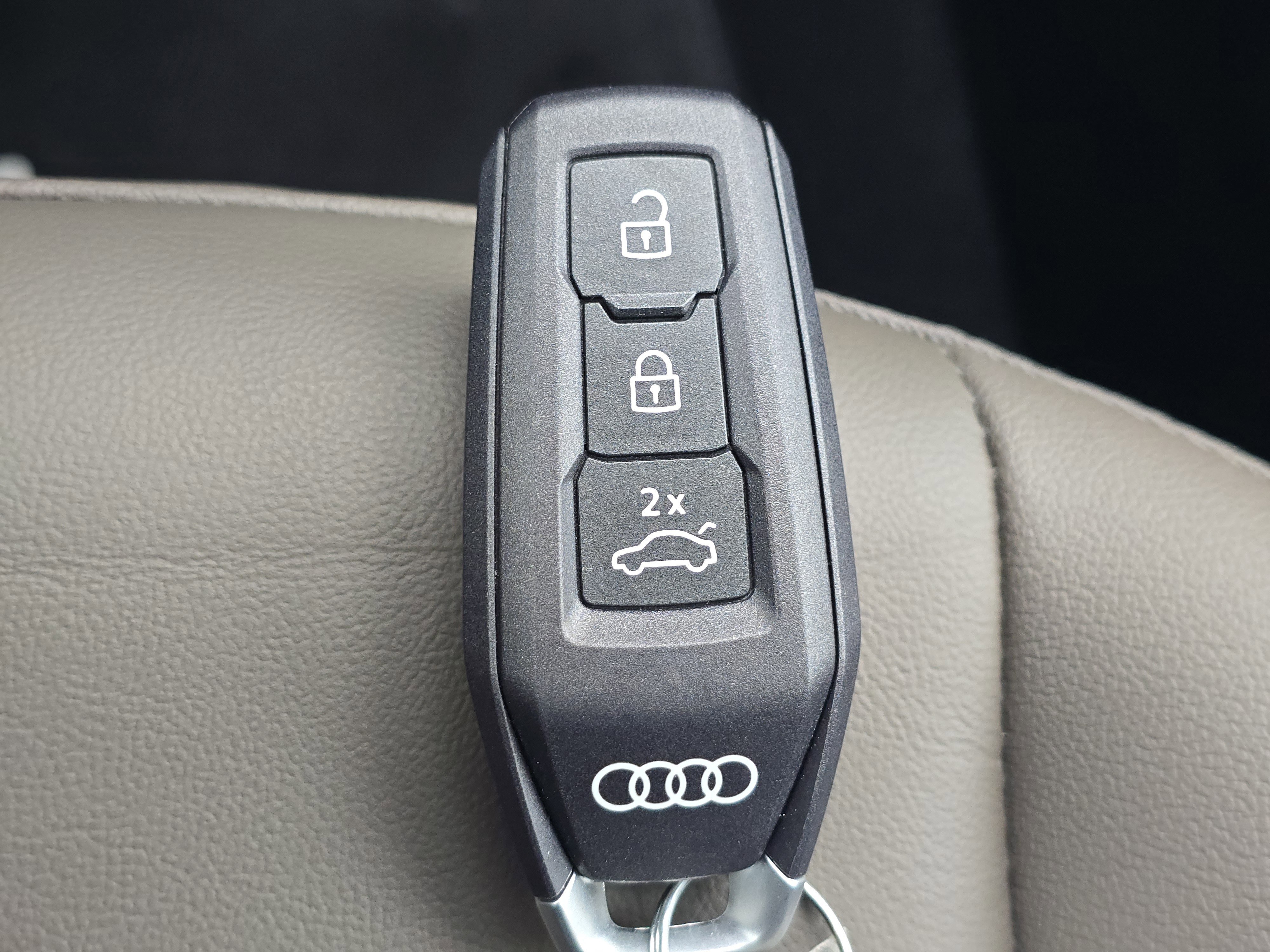 Certified 2025 Audi Q5 Premium w/ Convenience Package AWD/4WD image 27