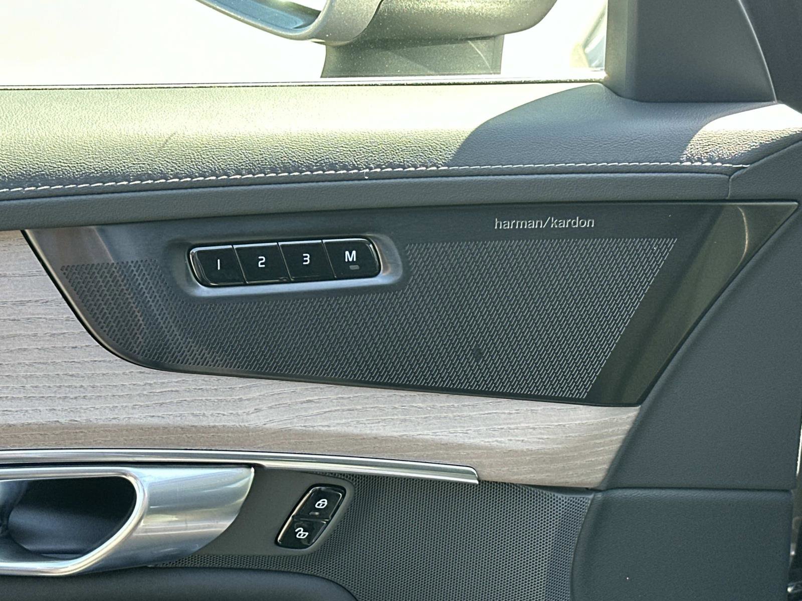 Certified 2026 Volvo XC90 B5 Plus image 16