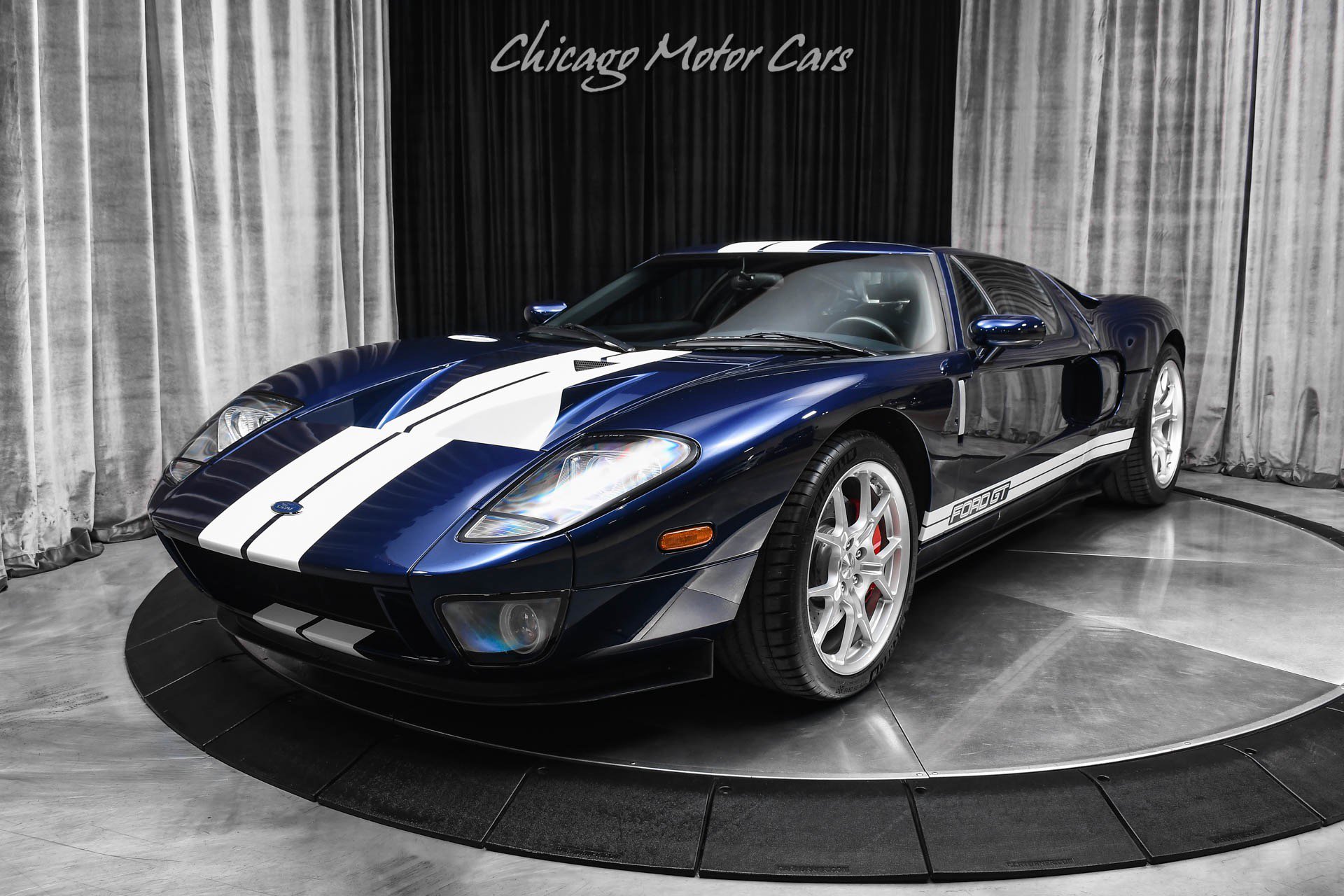 Used 2005 Ford GT image 25