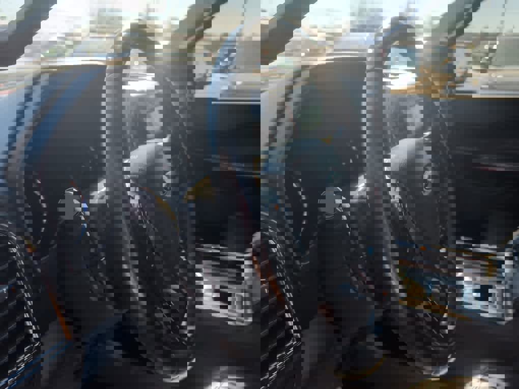 Used 2021 Ford Expedition Limited image 23