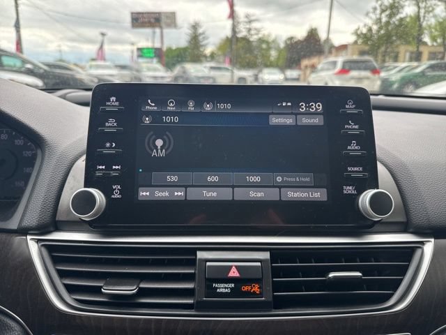 Used 2018 Honda Accord Touring image 29