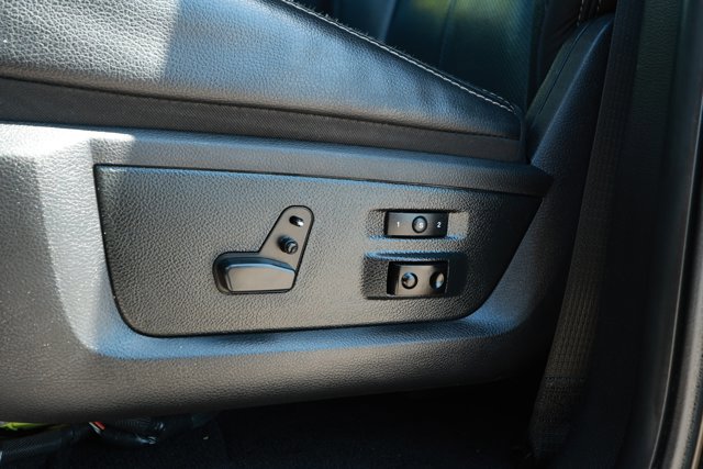 Used 2018 RAM 2500 Laramie w/ Sport Appearance Group image 26