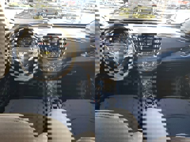 Used 2022 Chevrolet Malibu LS image 13