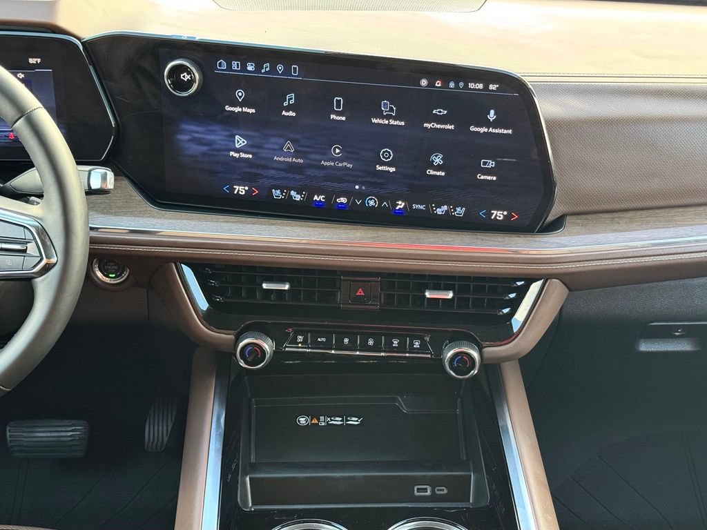 Used 2025 Chevrolet Tahoe High Country AWD/4WD image 28