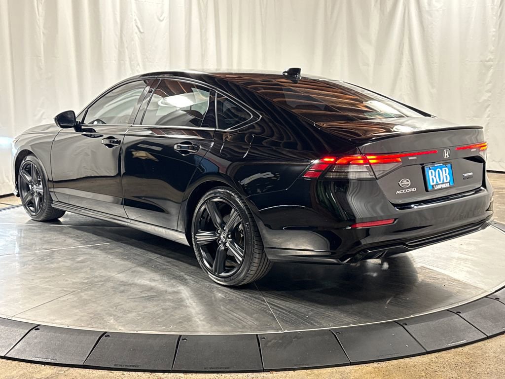 Used 2023 Honda Accord Sport image 7
