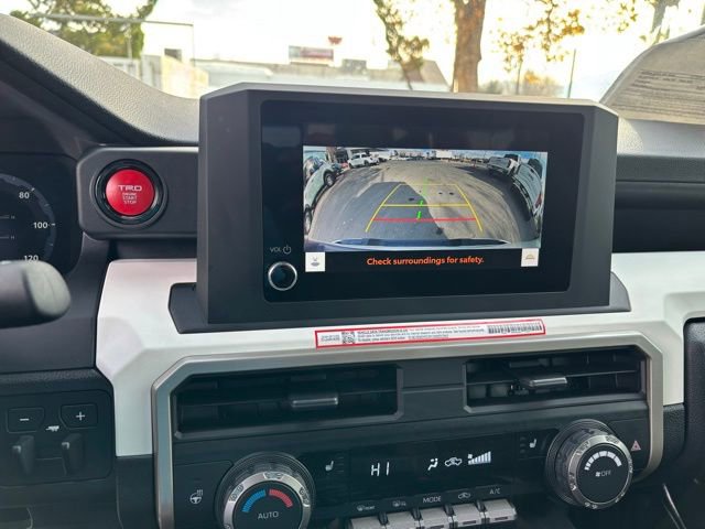 Used 2024 Toyota Tacoma TRD Off-Road image 28