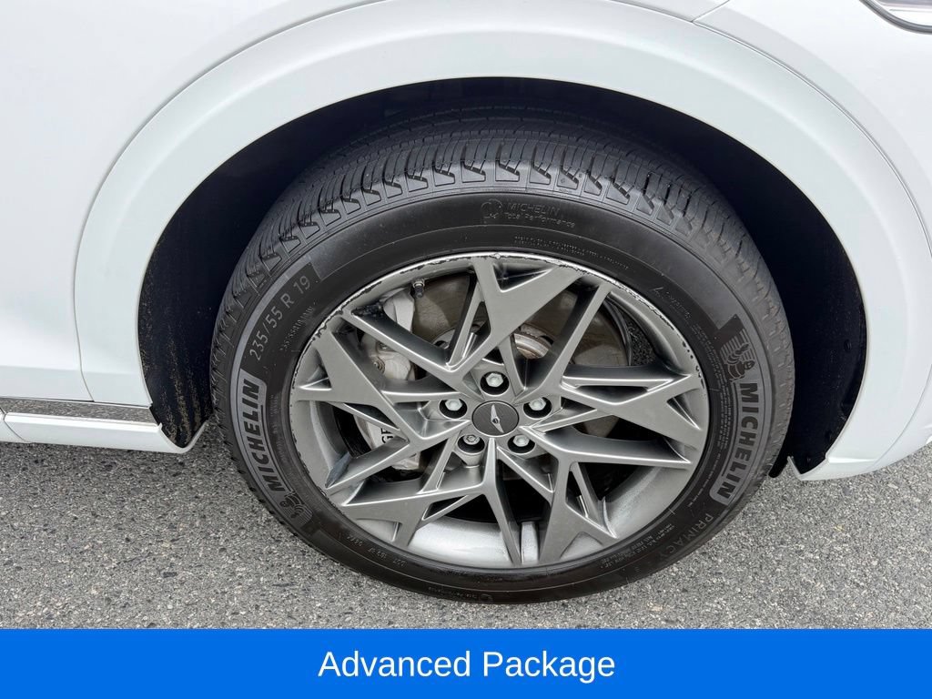 Used 2023 Genesis GV70 2.5T w/ Advanced Package AWD/4WD image 16