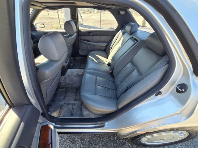 Used 1991 Lexus LS 400 image 12