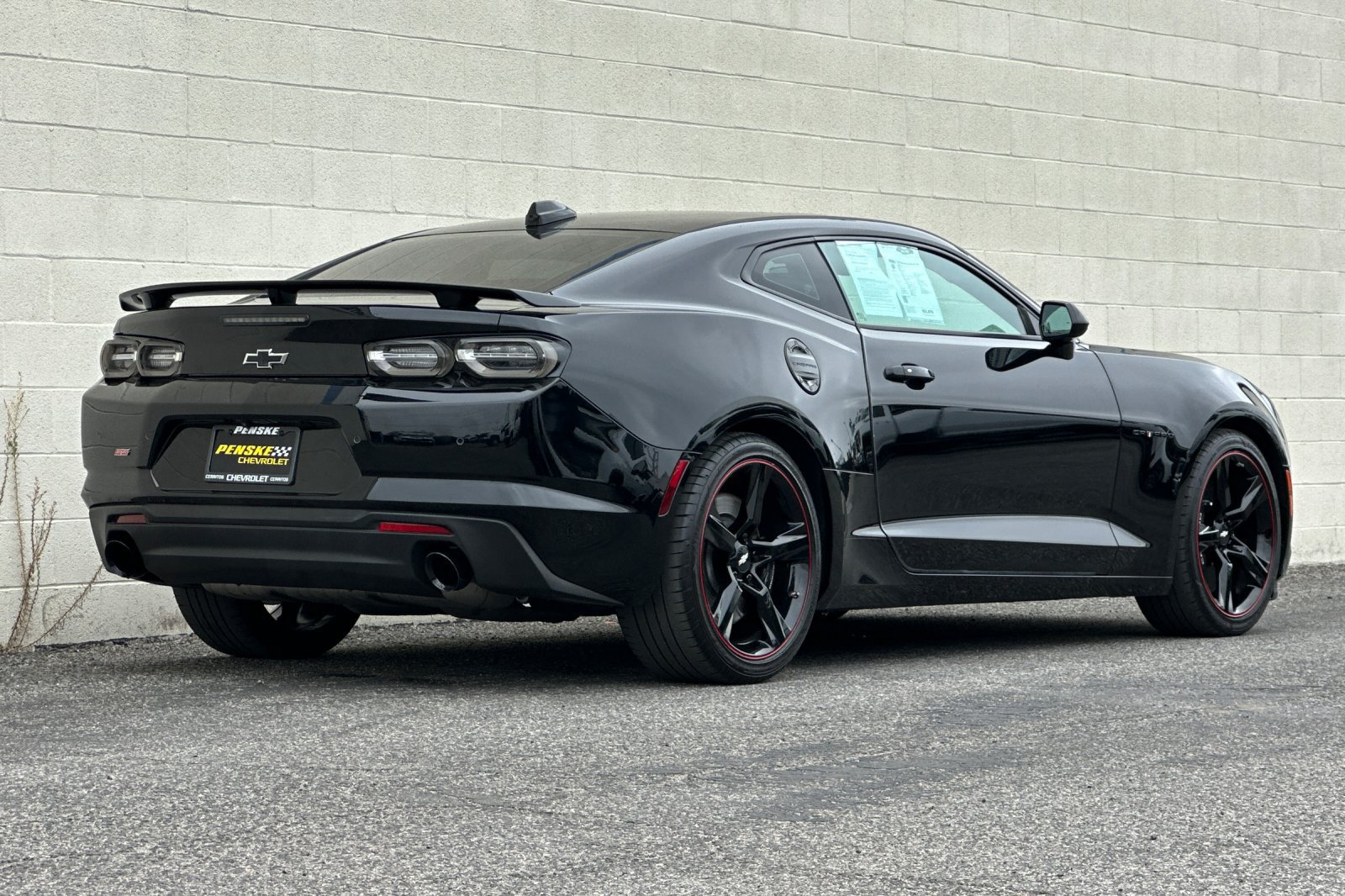 Used 2023 Chevrolet Camaro SS RWD image 4