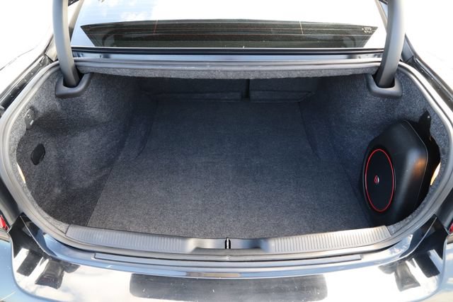 Used 2016 Dodge Charger R/T Scat Pack w/ Beats Audio Group RWD image 6