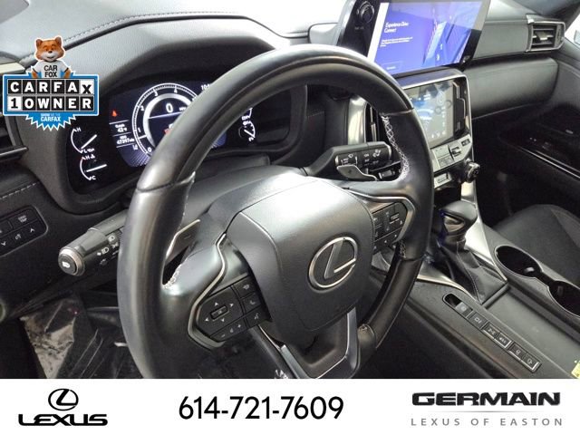 Used 2024 Lexus LX 600 4WD w/ Luxury Package image 18
