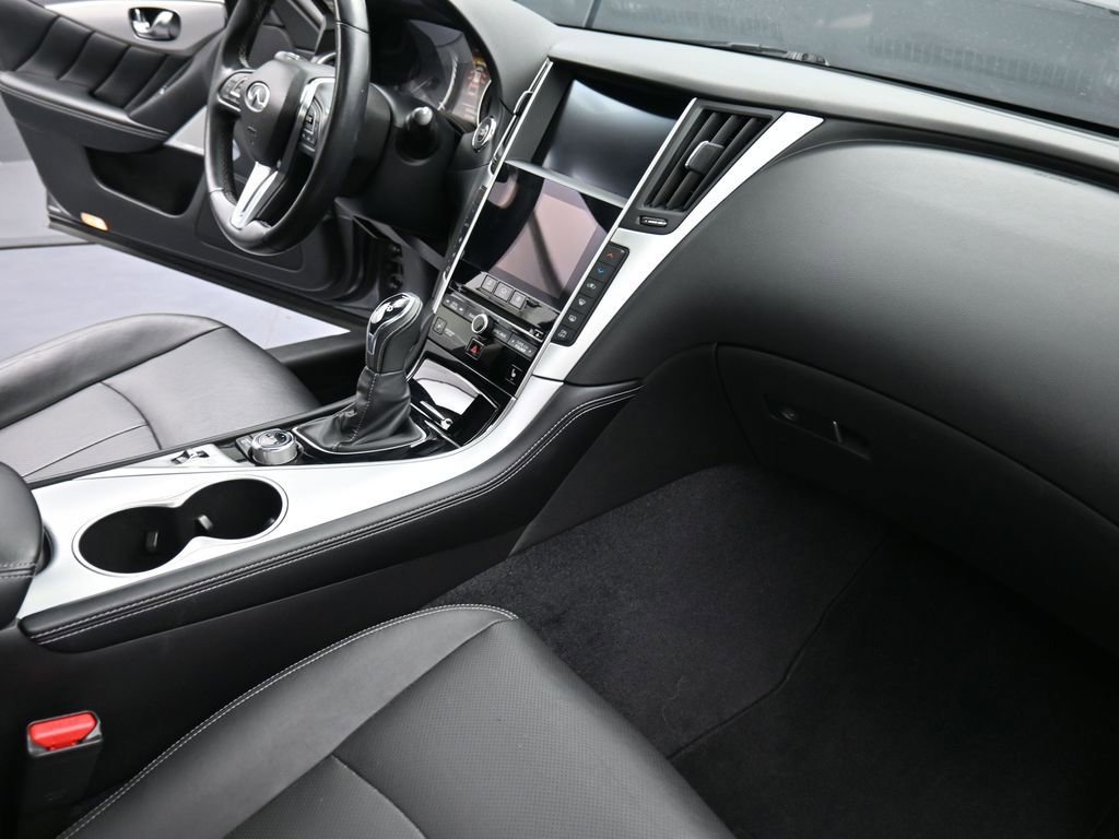 Used 2021 INFINITI Q50 Luxe w/ Seat & Sound Package RWD image 20
