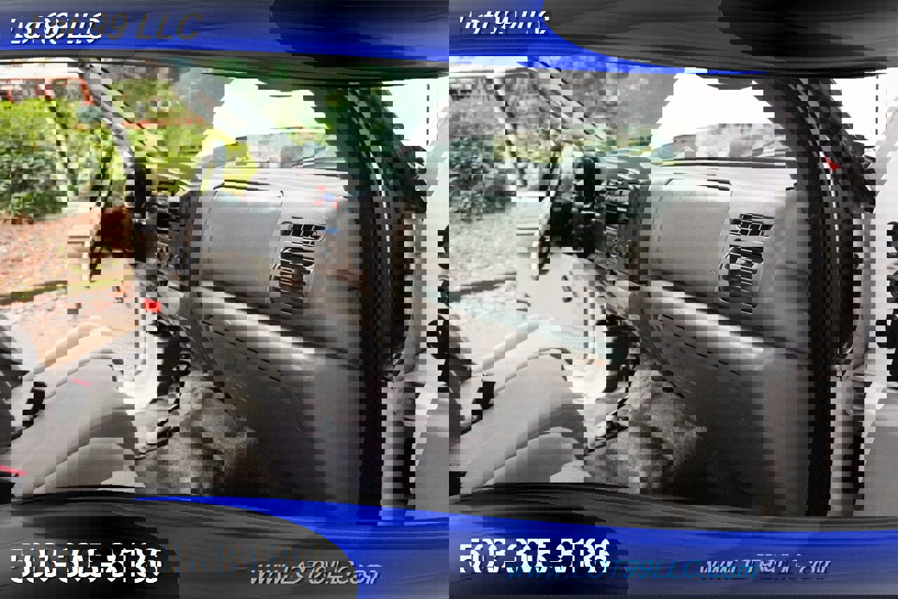 Used 2005 Ford F250 XL image 14