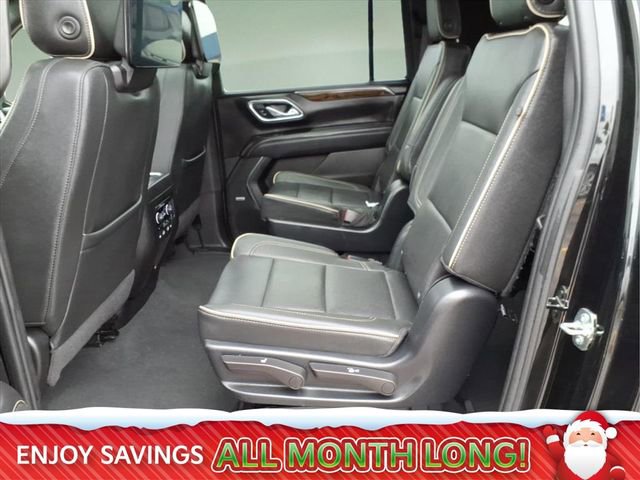 Used 2023 Chevrolet Suburban Premier image 13