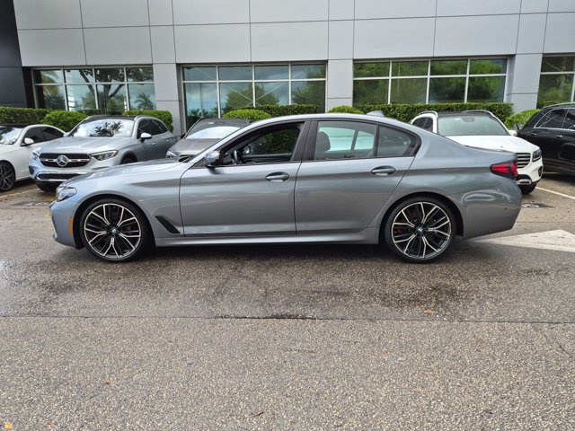 Used 2022 BMW 530i w/ M Sport Package RWD image 8