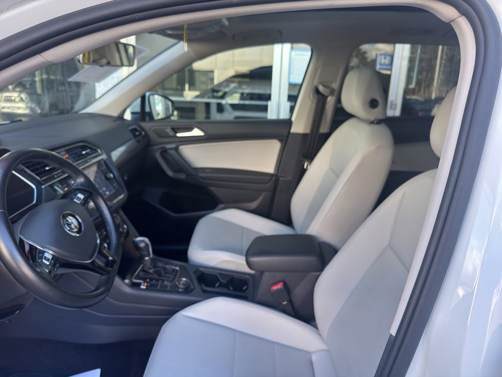 Used 2019 Volkswagen Tiguan SEL image 4