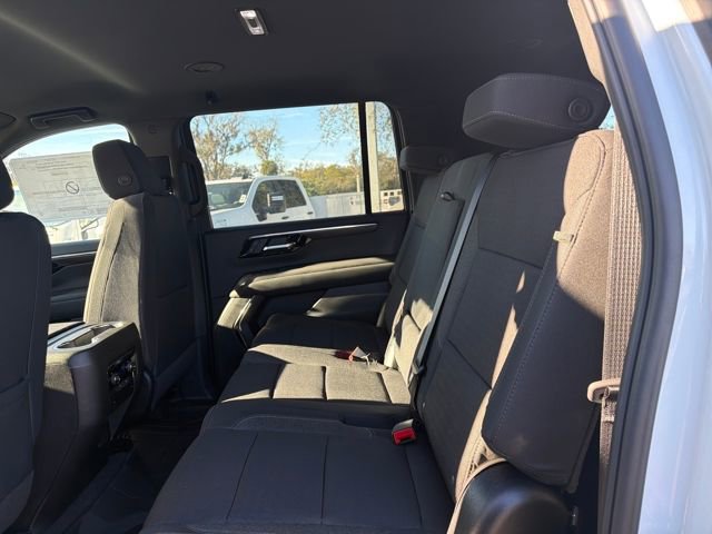 New 2026 Chevrolet Suburban LS image 22