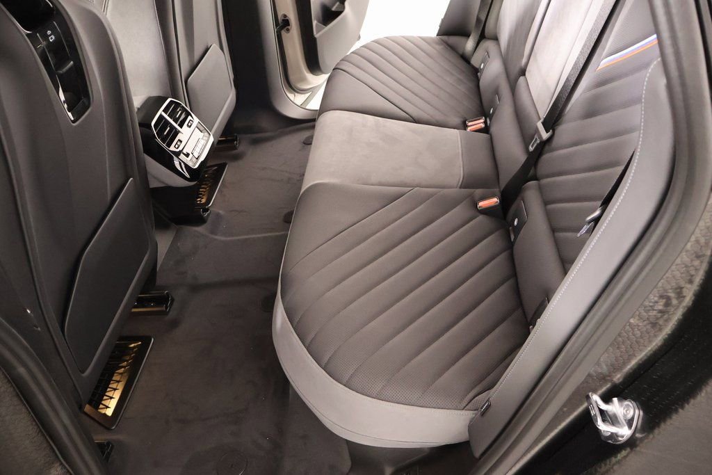 New 2026 BMW iX xDrive45 w/ M Sport Package image 13