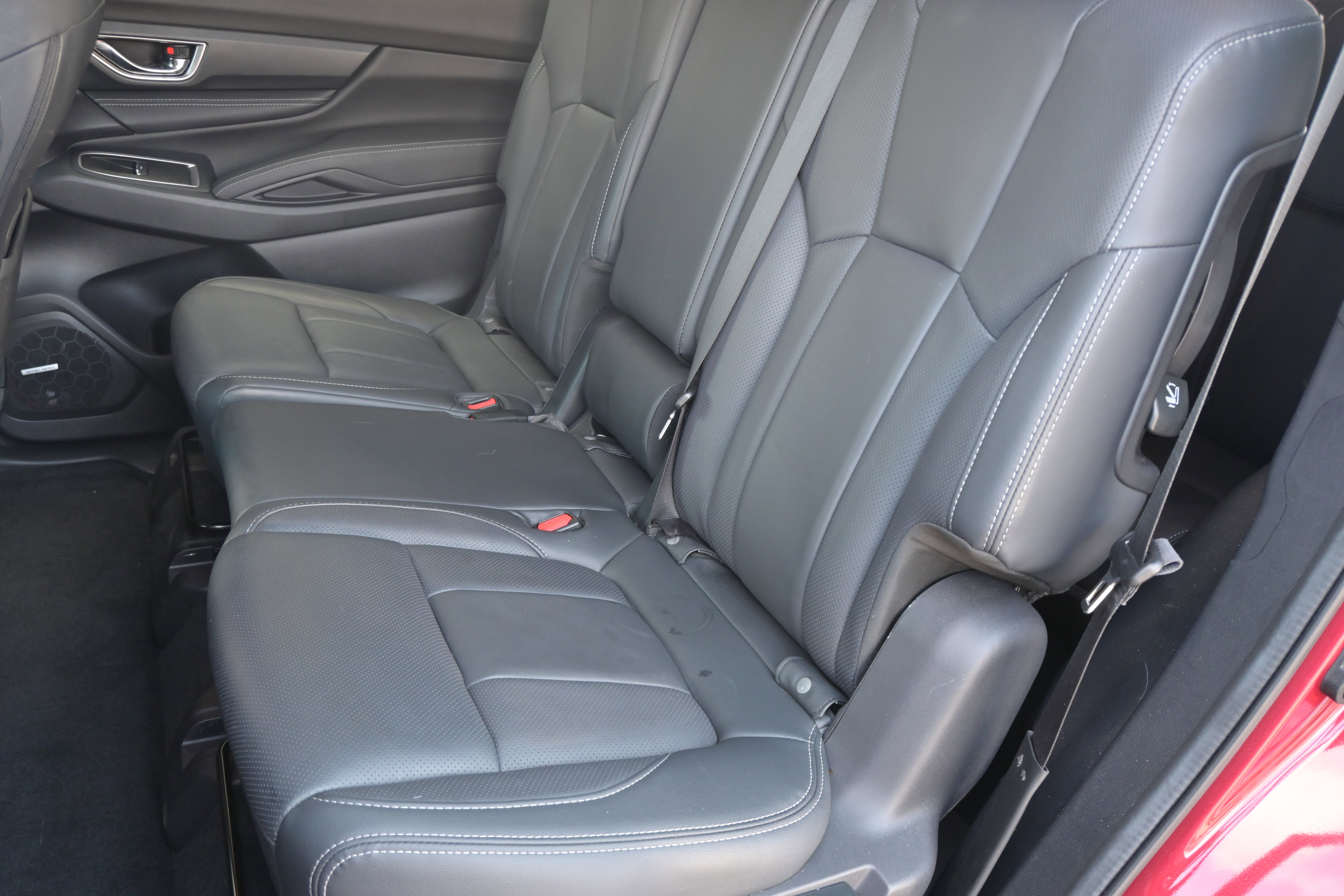 Certified 2023 Subaru Ascent Limited w/ Technology Package image 31