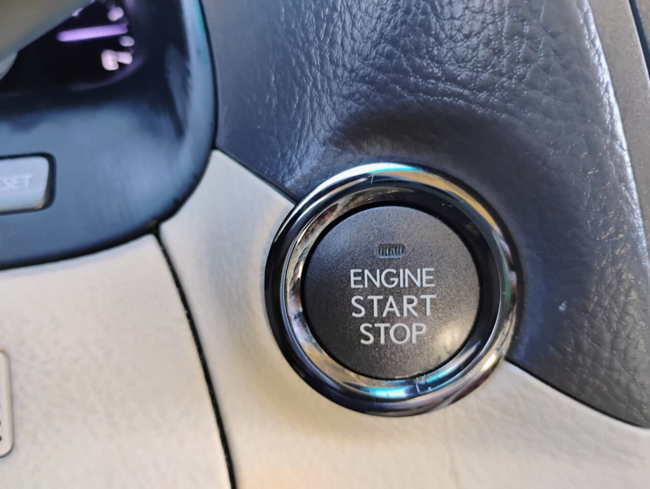 Used 2012 Lexus LS 460 AWD w/ Luxury Value Edition image 14