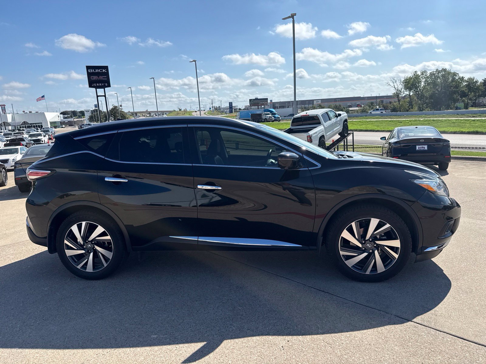 Used 2018 Nissan Murano Platinum w/ Cargo Package FWD image 4