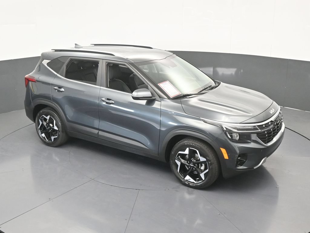 Used 2024 Kia Seltos EX FWD image 54