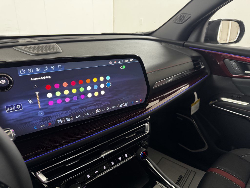 New 2026 Chevrolet Traverse RS image 40