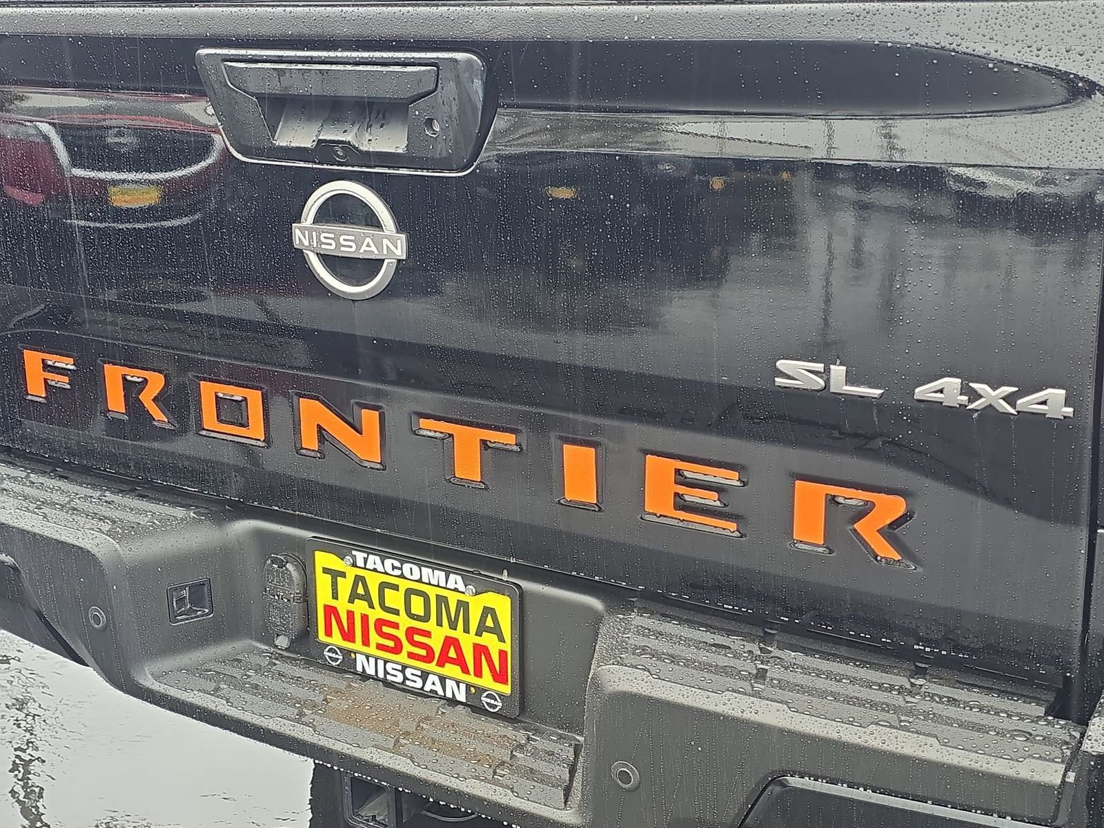 Used 2024 Nissan Frontier SL w/ Technology Package image 41