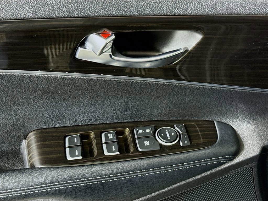 Used 2019 Kia Sorento L image 21