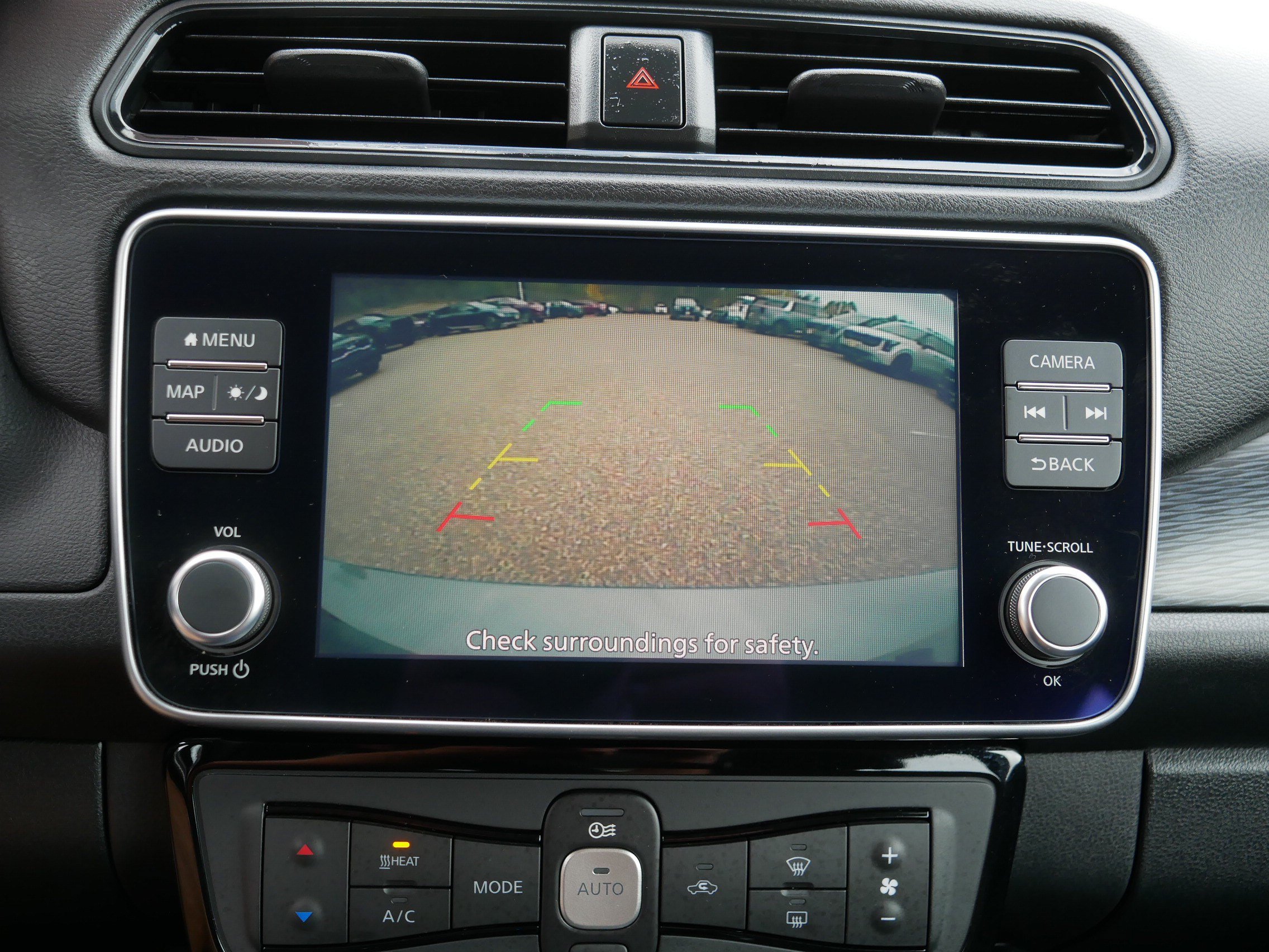 Certified 2021 Nissan Leaf SV FWD image 27
