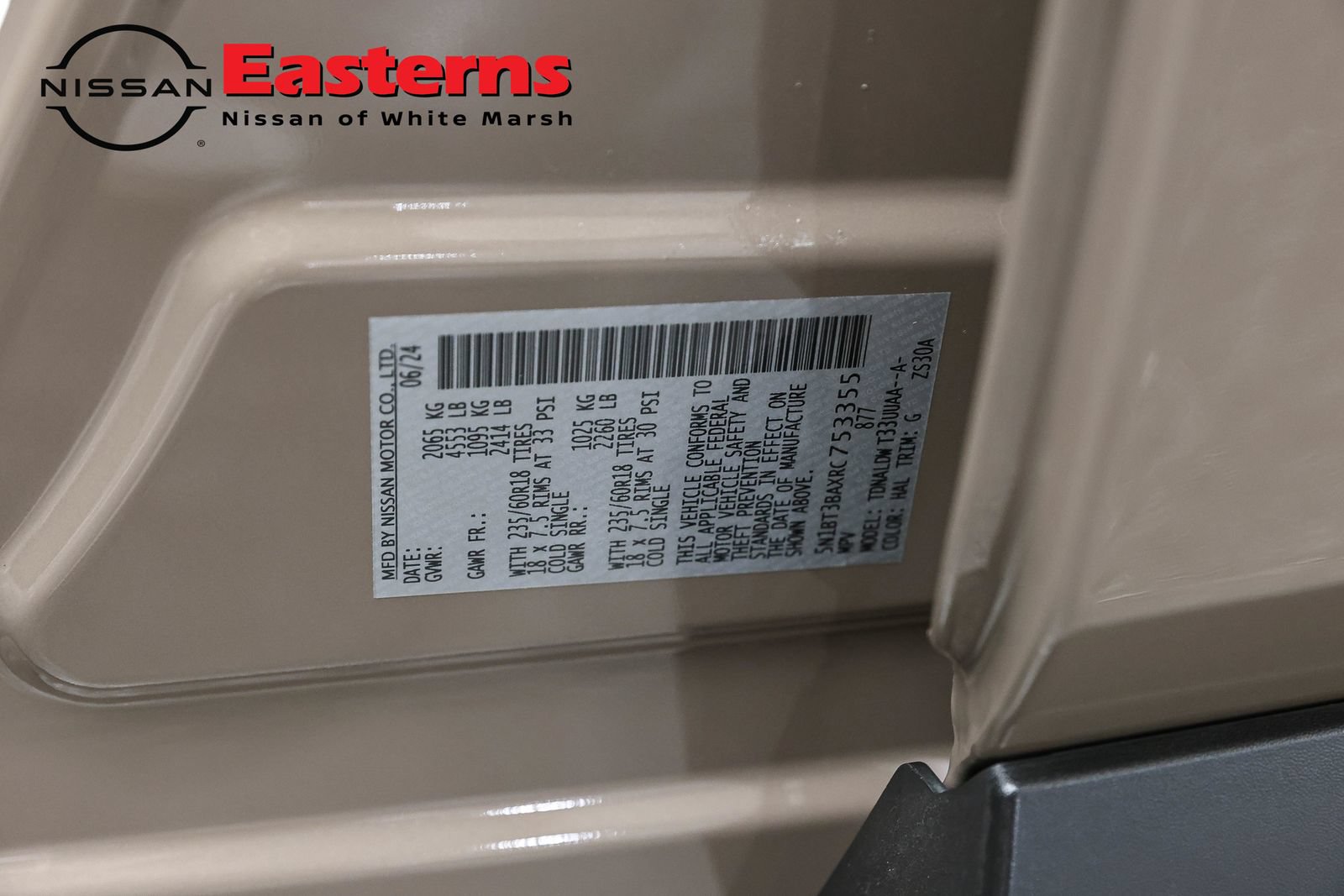 Used 2024 Nissan Rogue SV w/ SV Premium Package FWD image 34