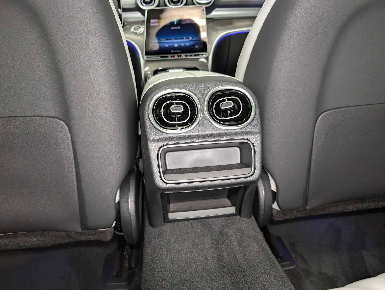 New 2026 Mercedes-Benz C 300 4MATIC Sedan image 20