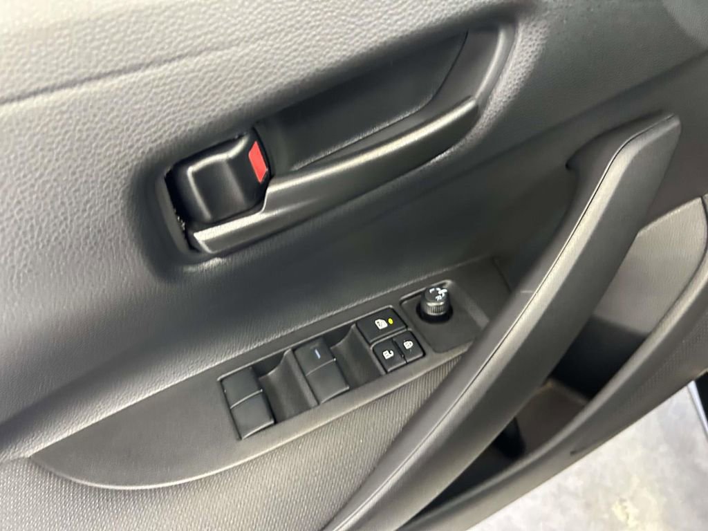 Used 2026 Toyota Corolla LE FWD image 16