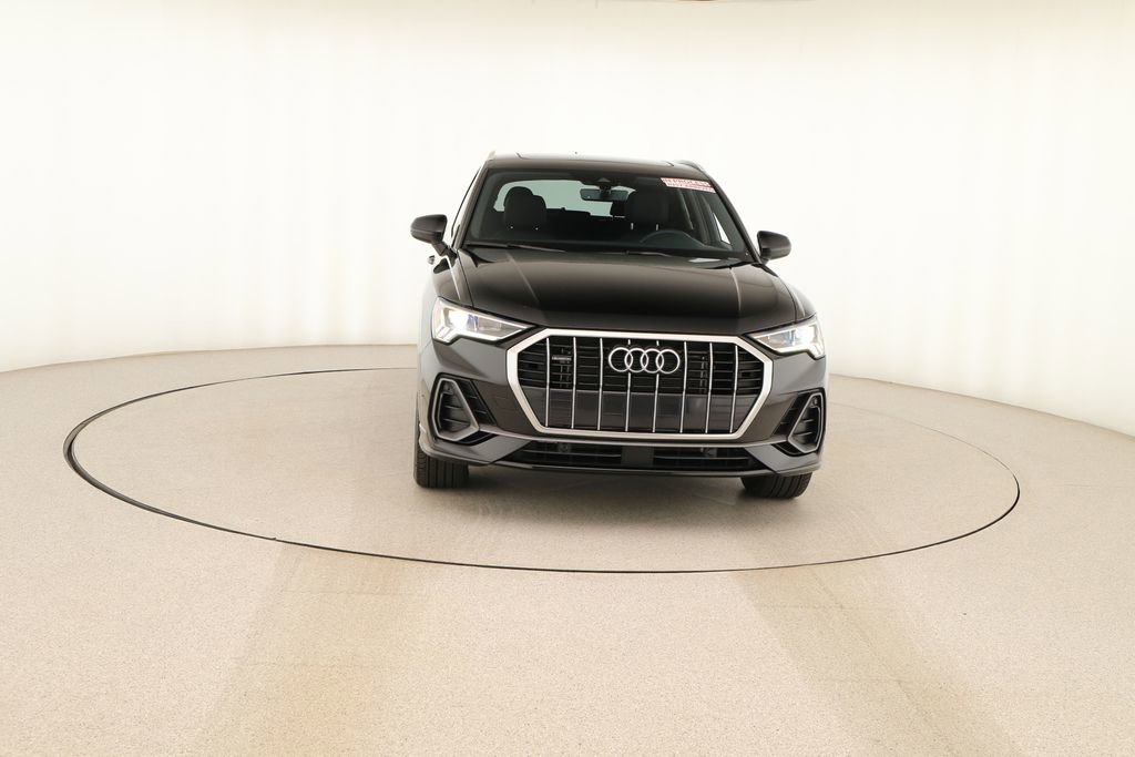 Certified 2024 Audi Q3 2.0T Premium w/ Convenience Package image 11