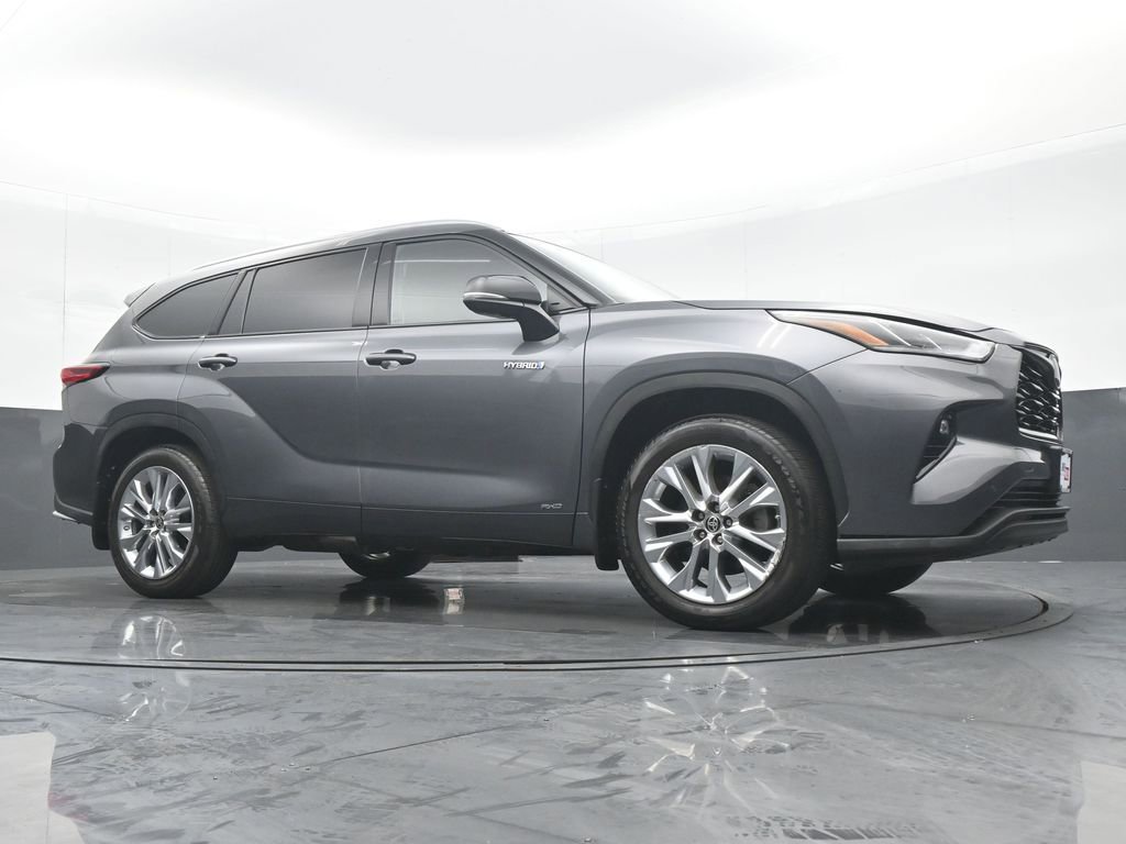 Used 2021 Toyota Highlander Limited AWD/4WD image 33