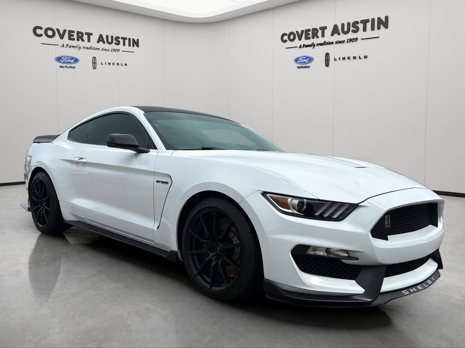 Used 2017 Ford Mustang Shelby GT350 w/ Electronics Package RWD image 7